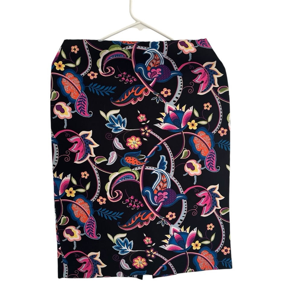 Philosophy Vibrant Floral Skirt‎